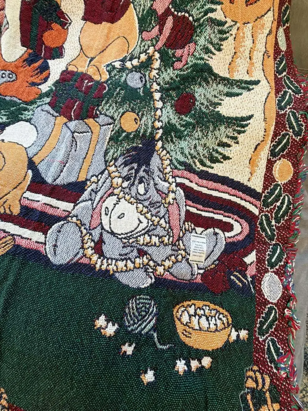 Vintage Disney Winnie the Pooh Christmas Woven Throw Blanket 46.5x67 1990s